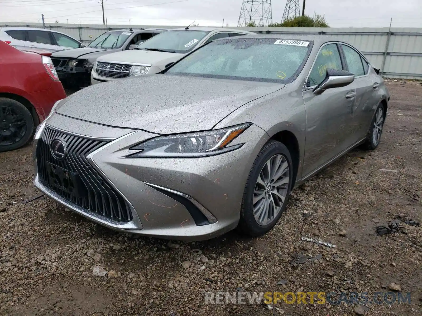 2 Photograph of a damaged car 58ABZ1B15KU019850 LEXUS ES350 2019