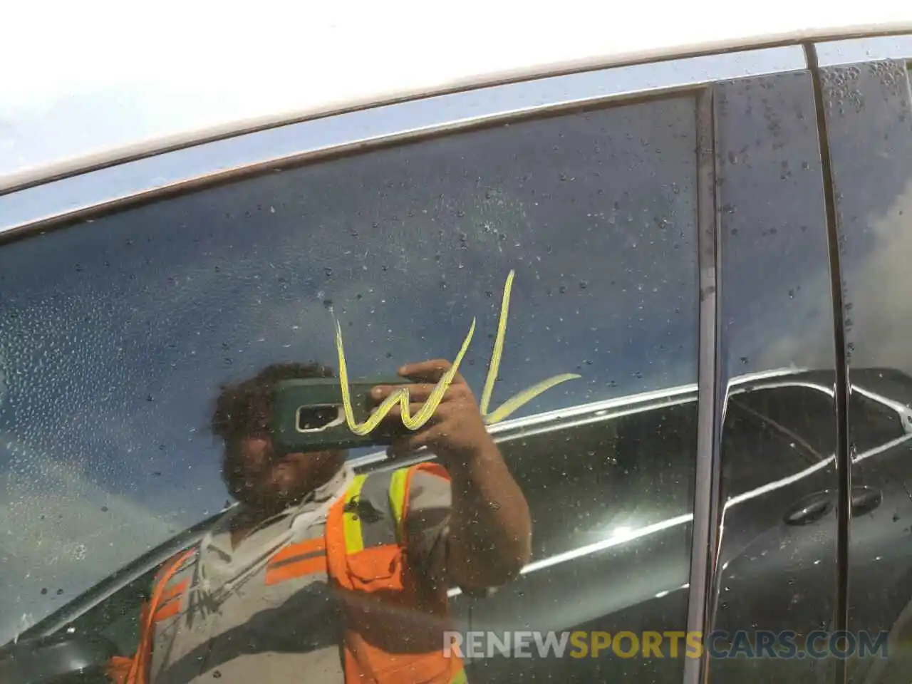 9 Photograph of a damaged car 58ABZ1B15KU021761 LEXUS ES350 2019