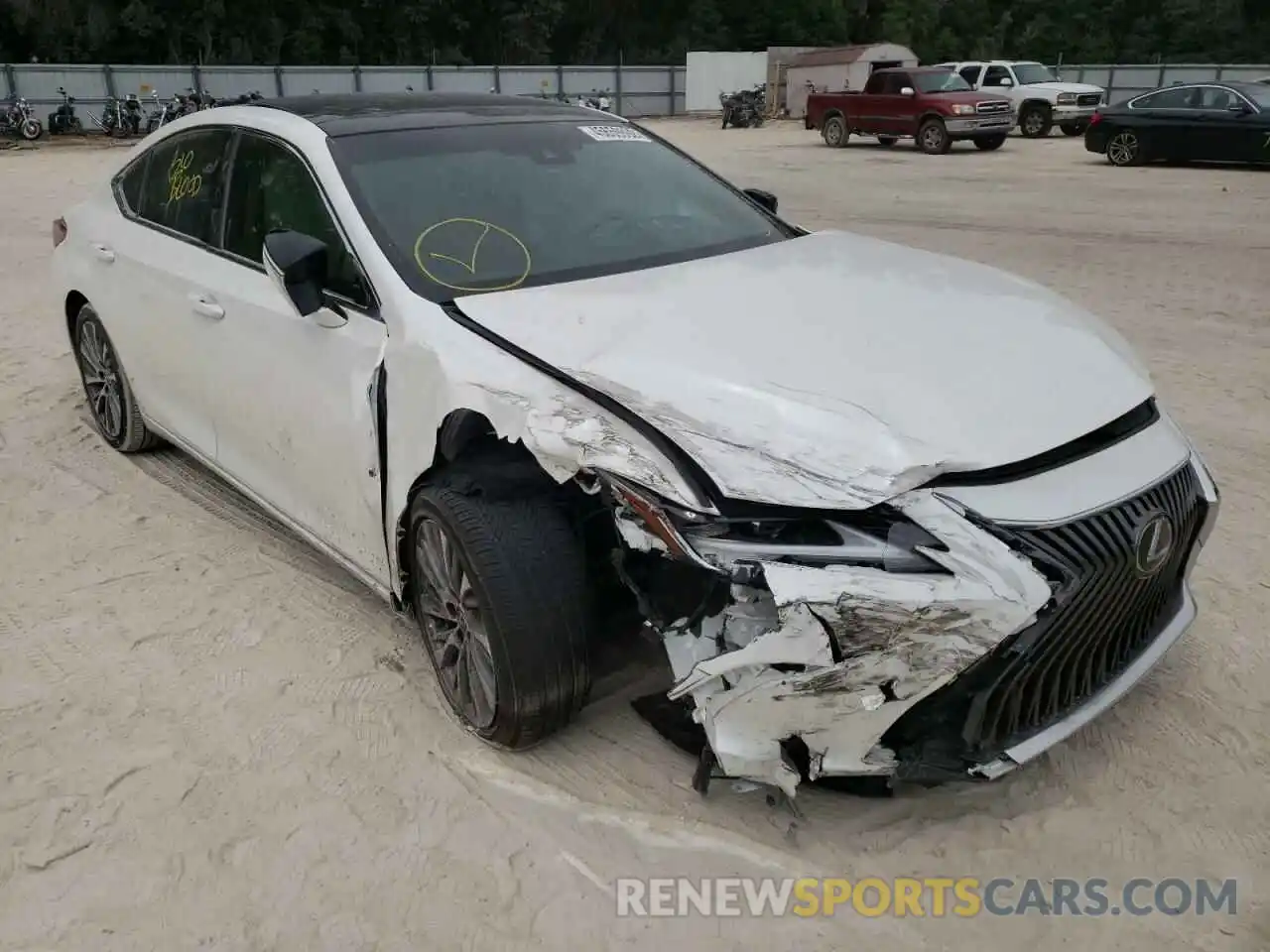 1 Photograph of a damaged car 58ABZ1B15KU025518 LEXUS ES350 2019