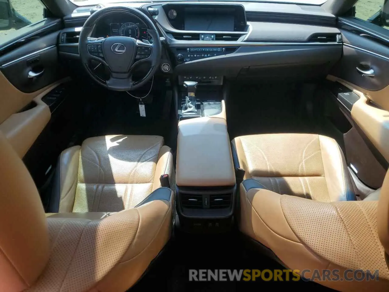8 Photograph of a damaged car 58ABZ1B15KU028404 LEXUS ES350 2019