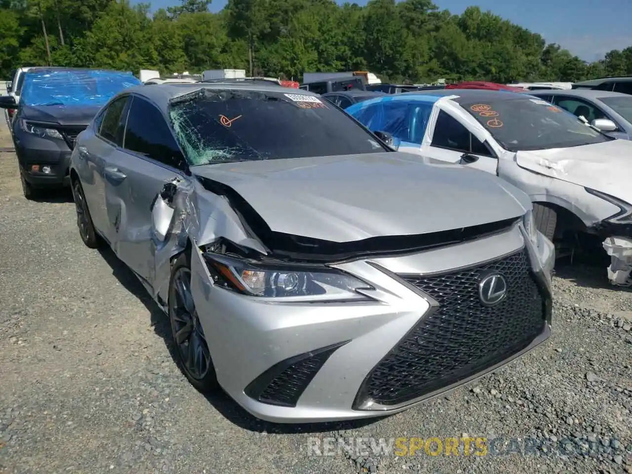 1 Photograph of a damaged car 58ABZ1B15KU036079 LEXUS ES350 2019