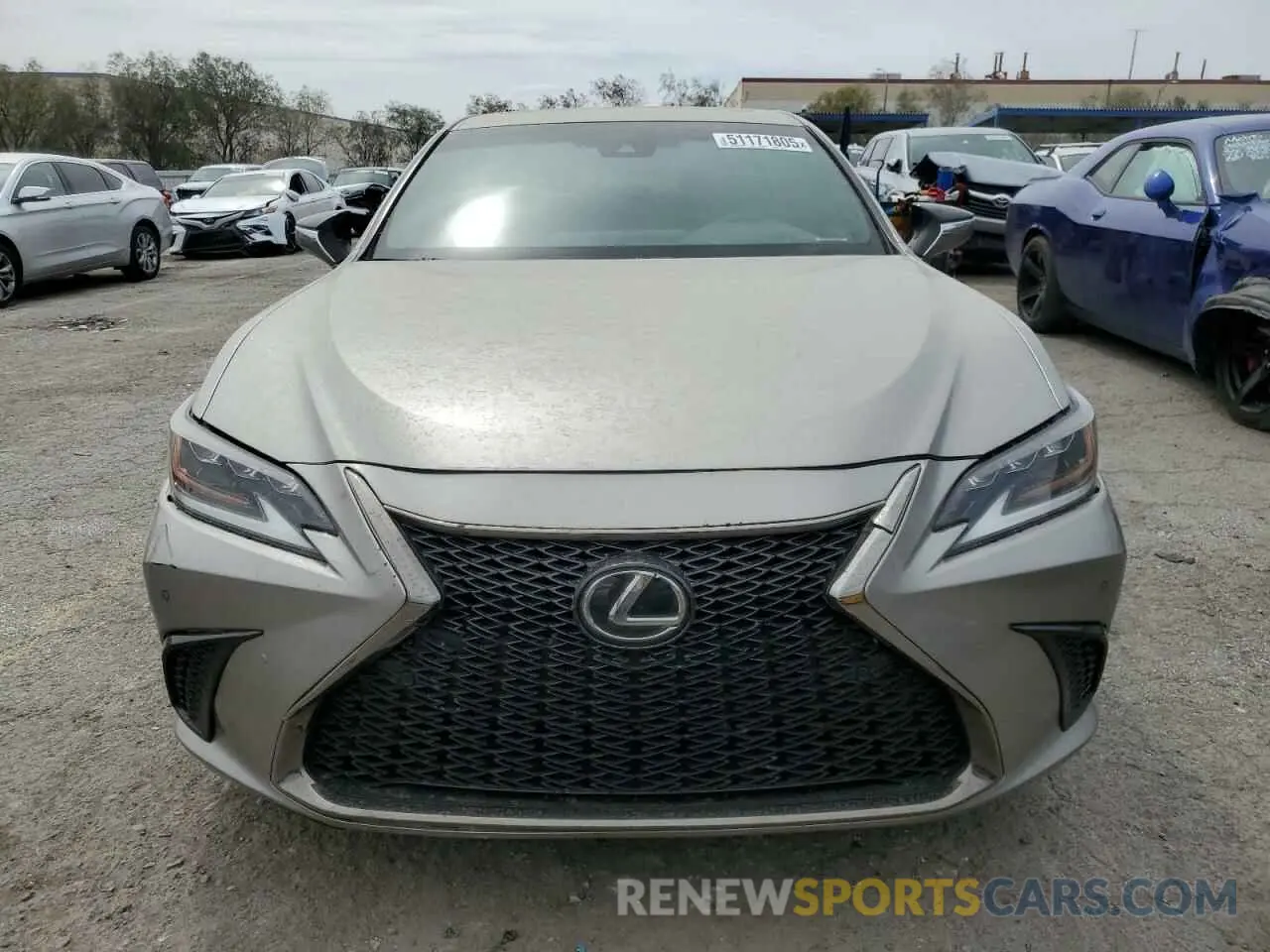 5 Photograph of a damaged car 58ABZ1B15KU050371 LEXUS ES350 2019