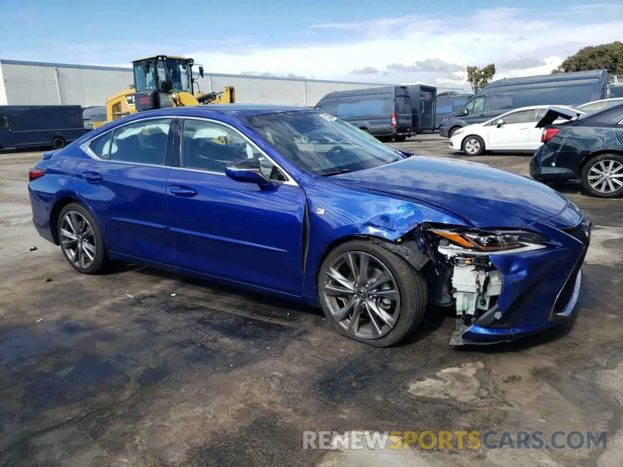 4 Photograph of a damaged car 58ABZ1B16KU008405 LEXUS ES350 2019