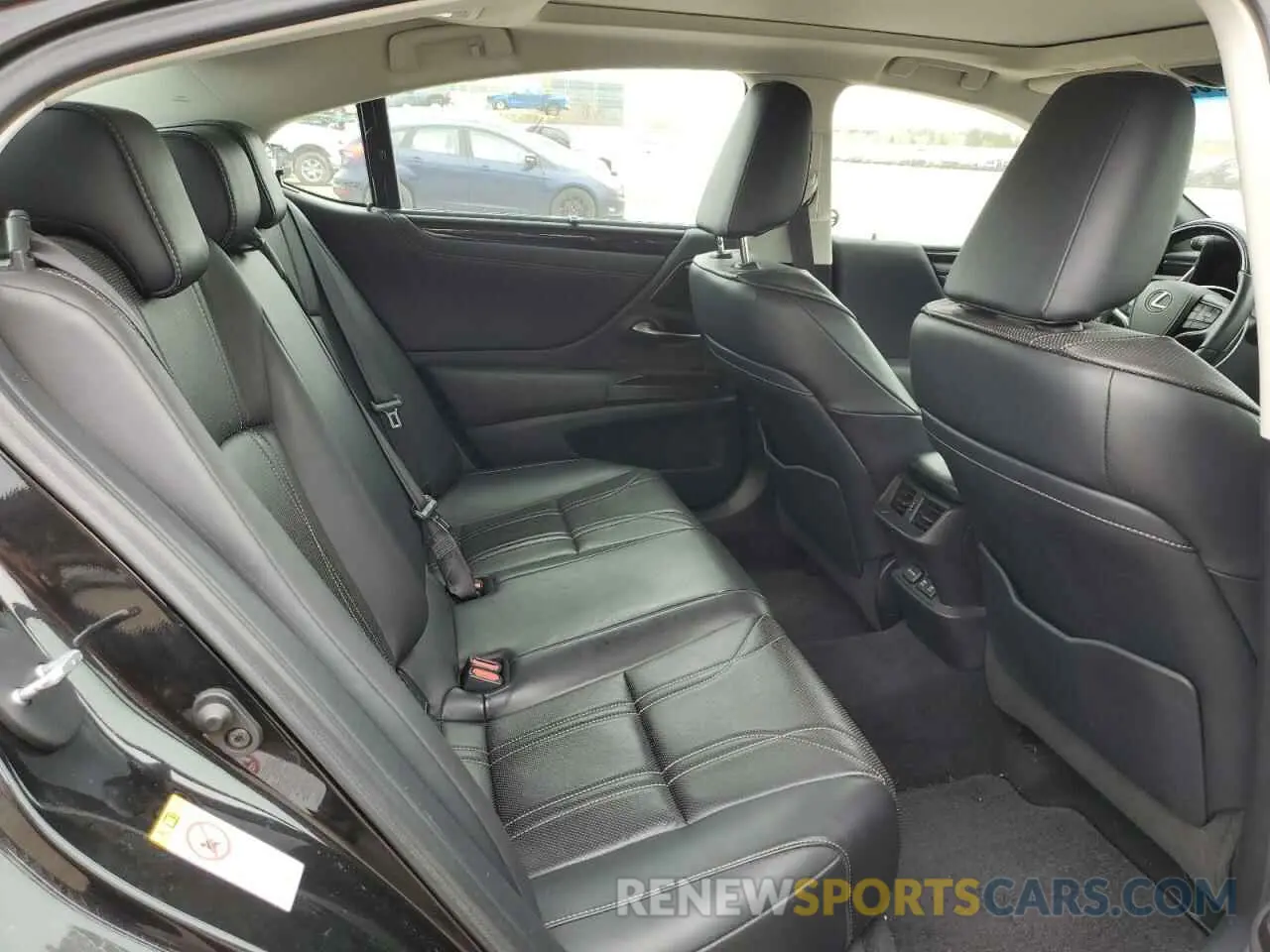 10 Photograph of a damaged car 58ABZ1B16KU017024 LEXUS ES350 2019