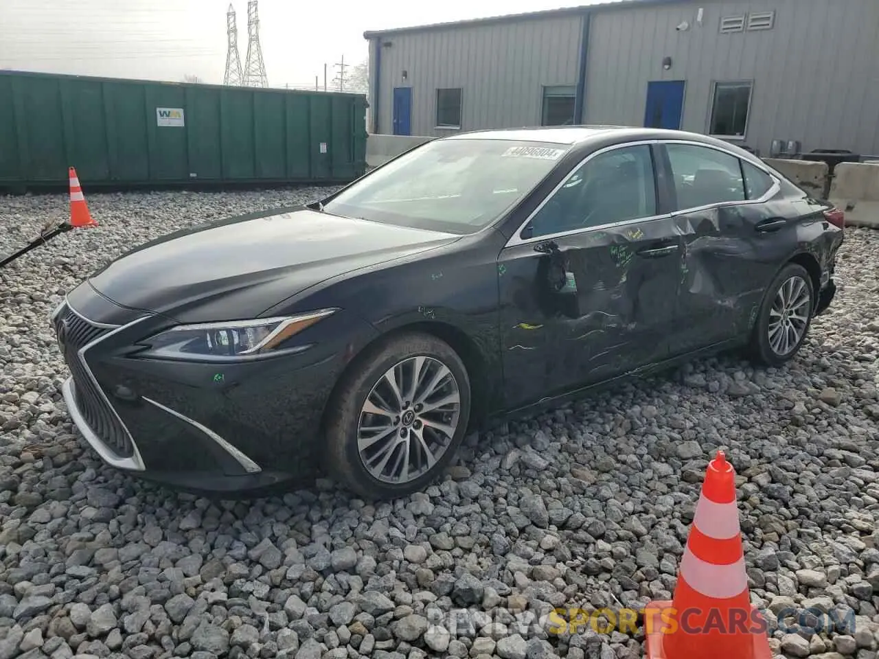 1 Photograph of a damaged car 58ABZ1B16KU024457 LEXUS ES350 2019