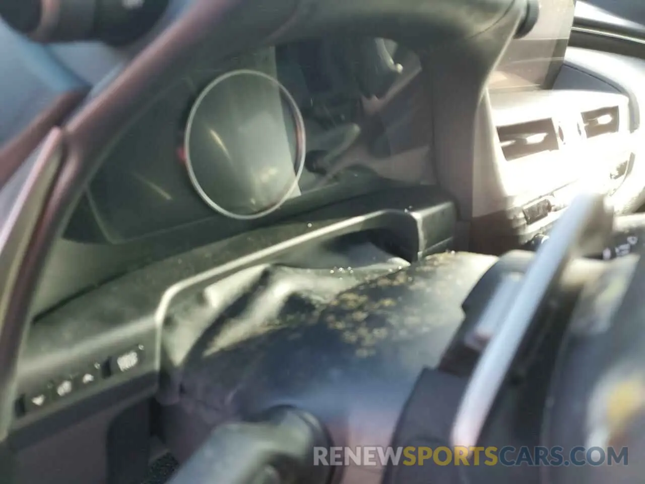 9 Photograph of a damaged car 58ABZ1B16KU031182 LEXUS ES350 2019