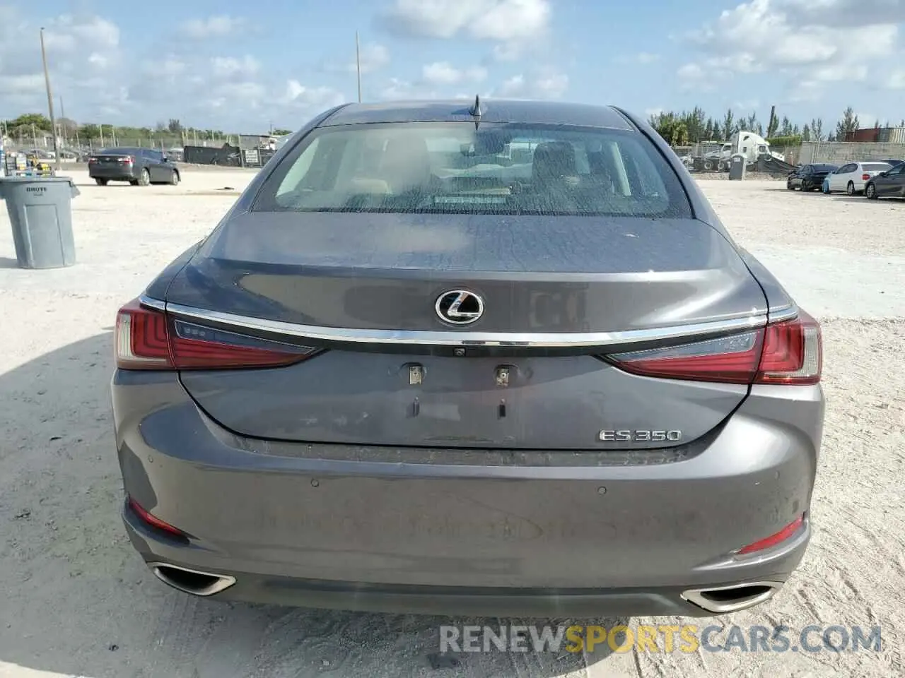 6 Photograph of a damaged car 58ABZ1B16KU038732 LEXUS ES350 2019