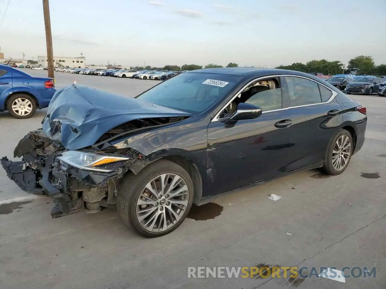 1 Photograph of a damaged car 58ABZ1B16KU039167 LEXUS ES350 2019