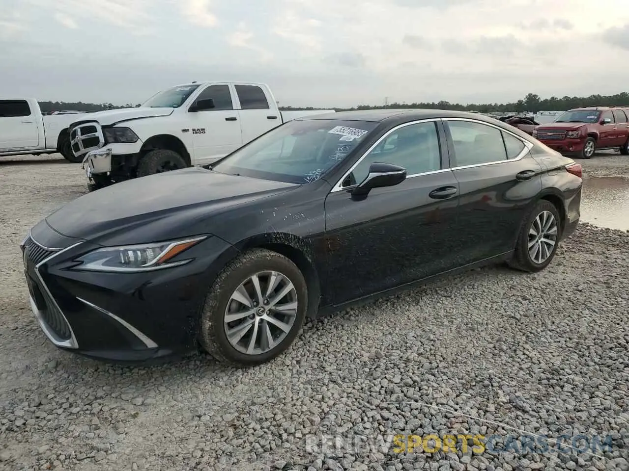 1 Photograph of a damaged car 58ABZ1B16KU041159 LEXUS ES350 2019