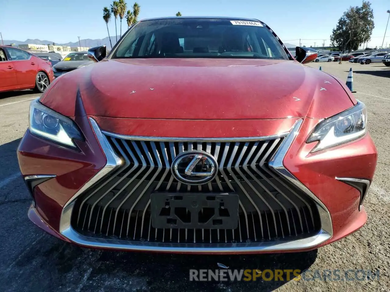 5 Photograph of a damaged car 58ABZ1B16KU047060 LEXUS ES350 2019