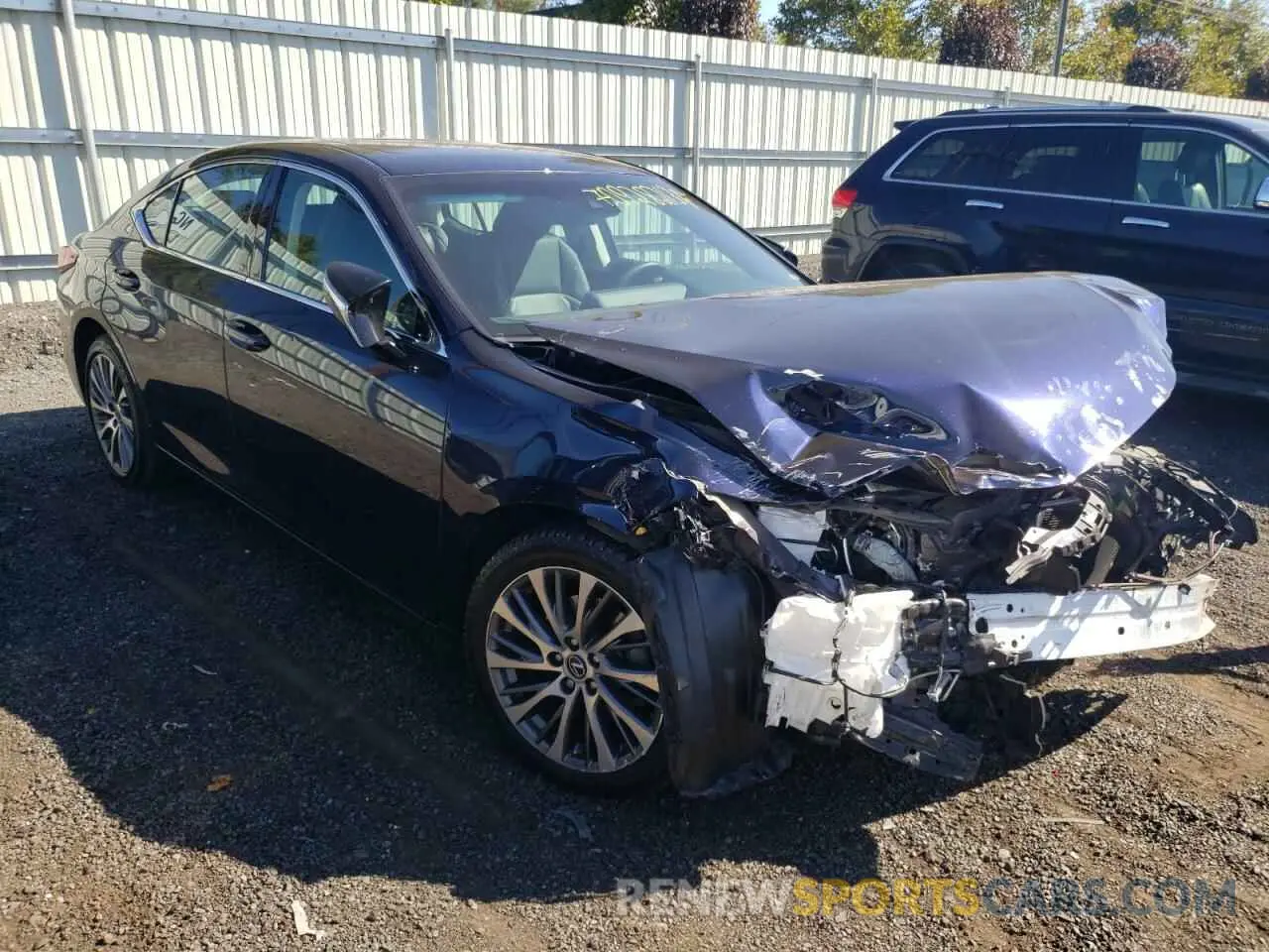 4 Photograph of a damaged car 58ABZ1B16KU049472 LEXUS ES350 2019