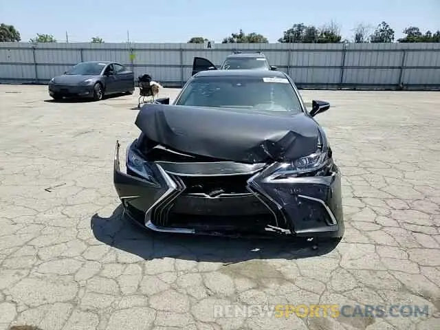13 Photograph of a damaged car 58ABZ1B17KU002161 LEXUS ES350 2019