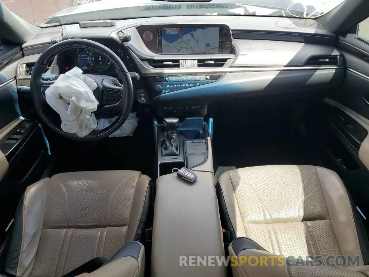 8 Photograph of a damaged car 58ABZ1B17KU002161 LEXUS ES350 2019