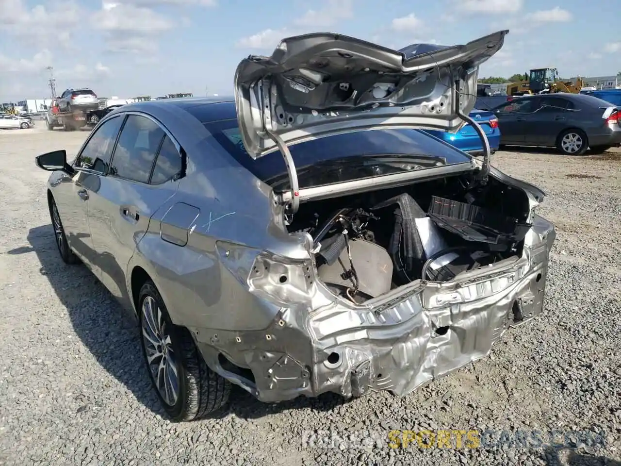 3 Photograph of a damaged car 58ABZ1B17KU003701 LEXUS ES350 2019