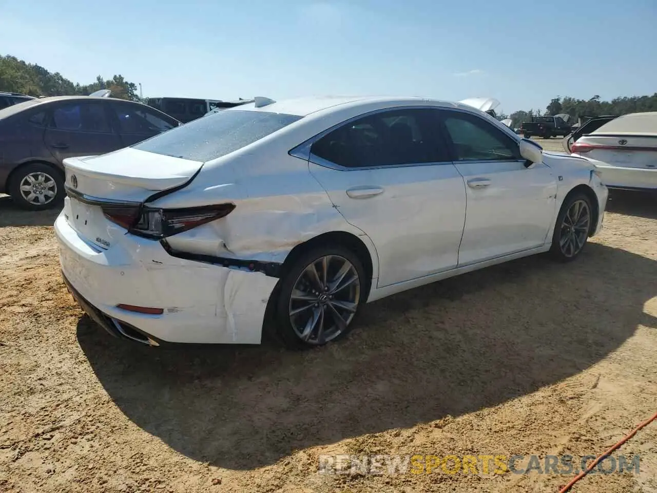 3 Photograph of a damaged car 58ABZ1B17KU006243 LEXUS ES350 2019