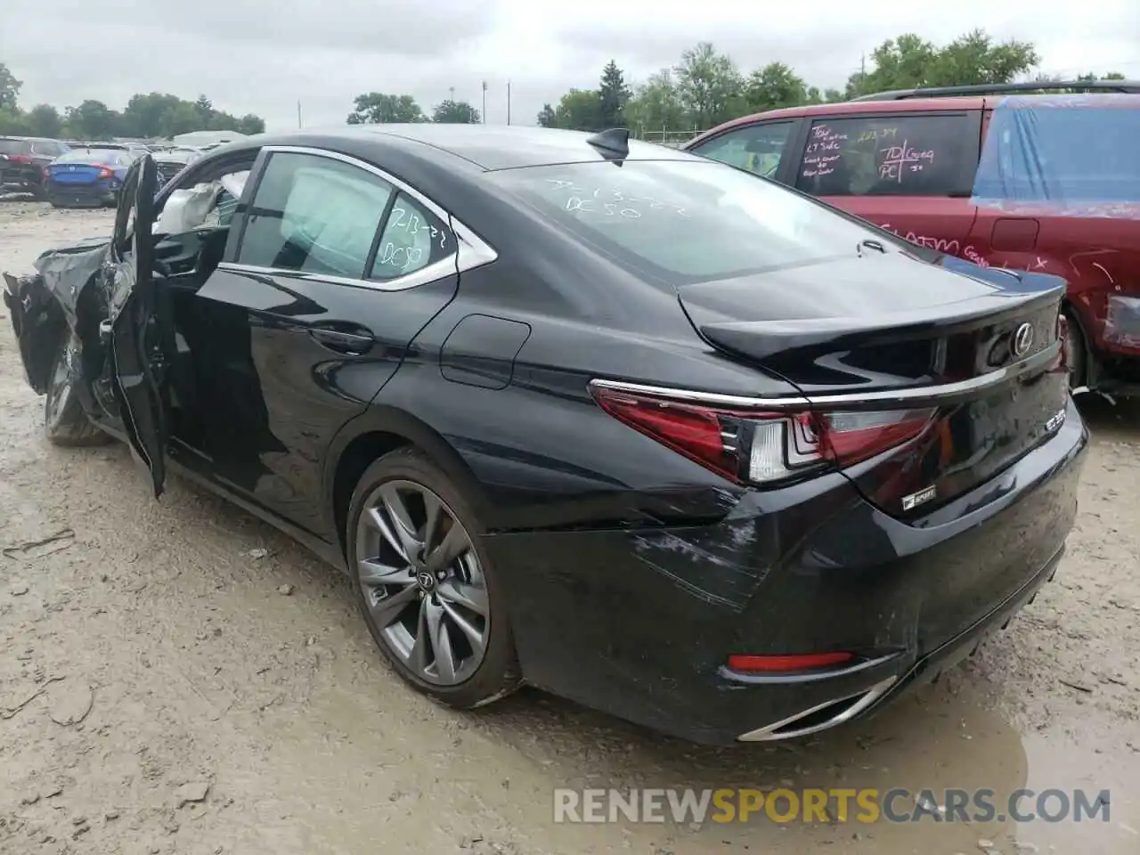 3 Photograph of a damaged car 58ABZ1B17KU007912 LEXUS ES350 2019