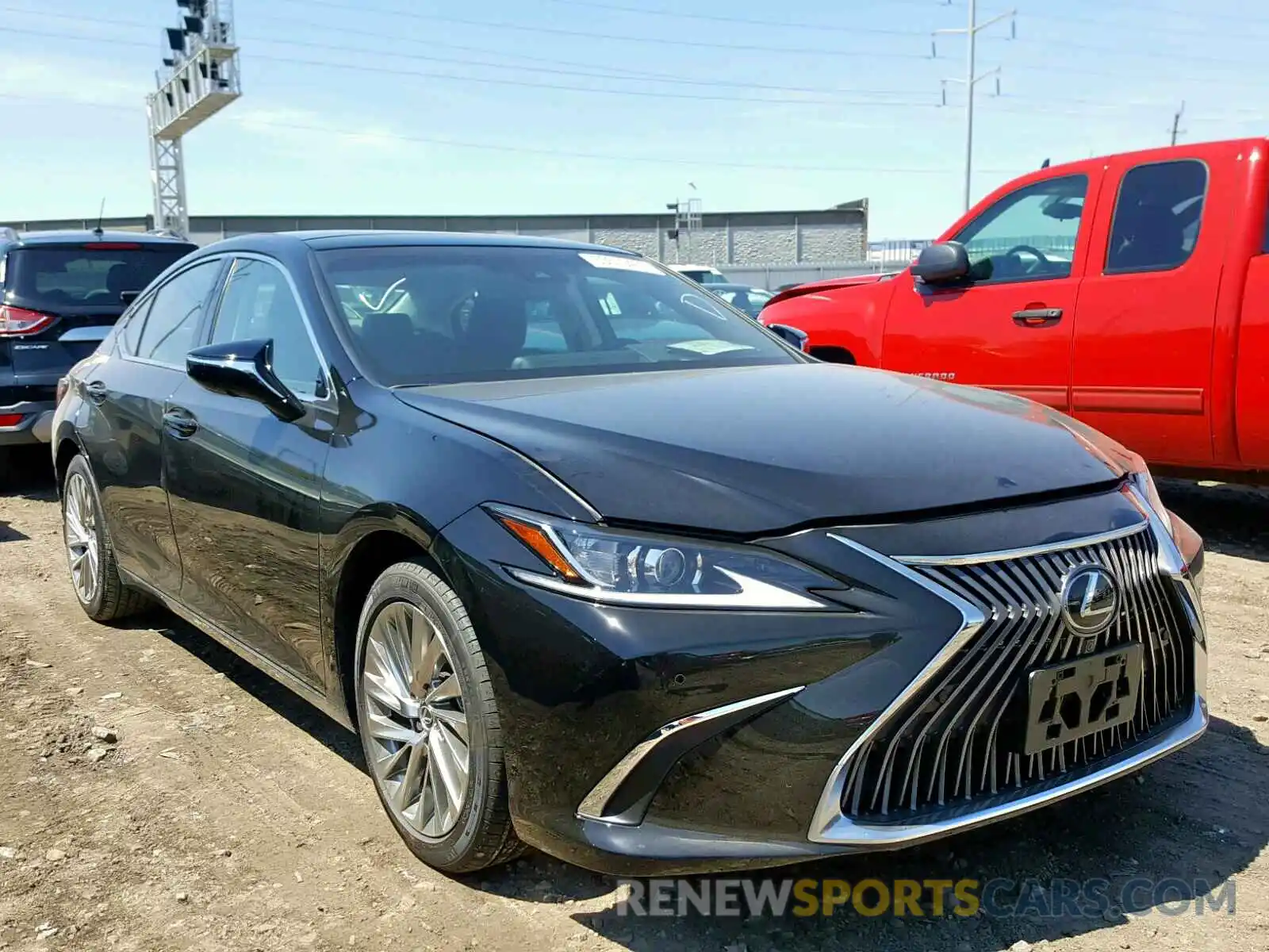 1 Photograph of a damaged car 58ABZ1B17KU012060 LEXUS ES350 2019