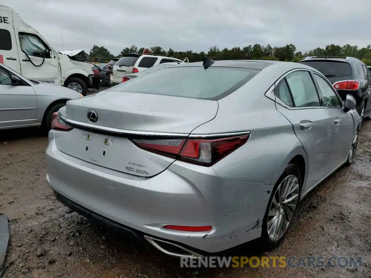 4 Photograph of a damaged car 58ABZ1B17KU013208 LEXUS ES350 2019