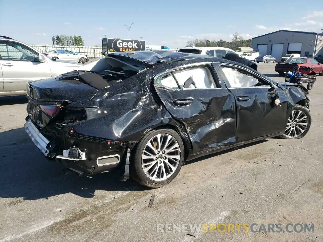 3 Photograph of a damaged car 58ABZ1B17KU013323 LEXUS ES350 2019