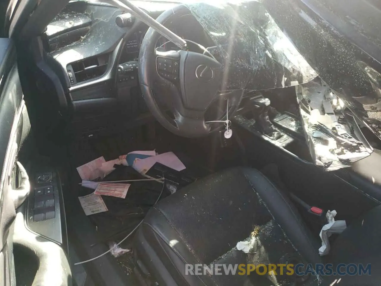 8 Photograph of a damaged car 58ABZ1B17KU013323 LEXUS ES350 2019