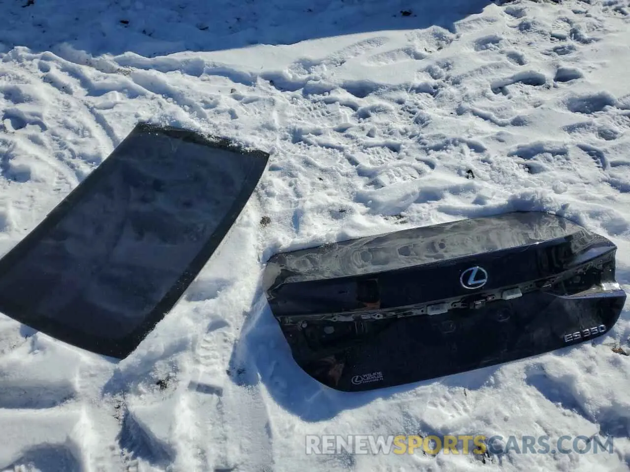 12 Photograph of a damaged car 58ABZ1B17KU017369 LEXUS ES350 2019