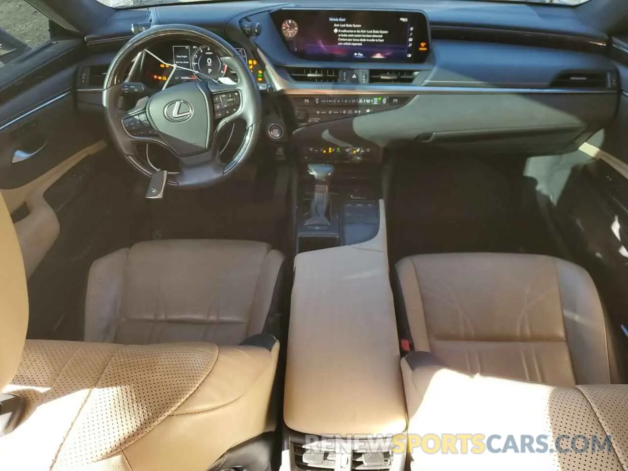 8 Photograph of a damaged car 58ABZ1B17KU026671 LEXUS ES350 2019