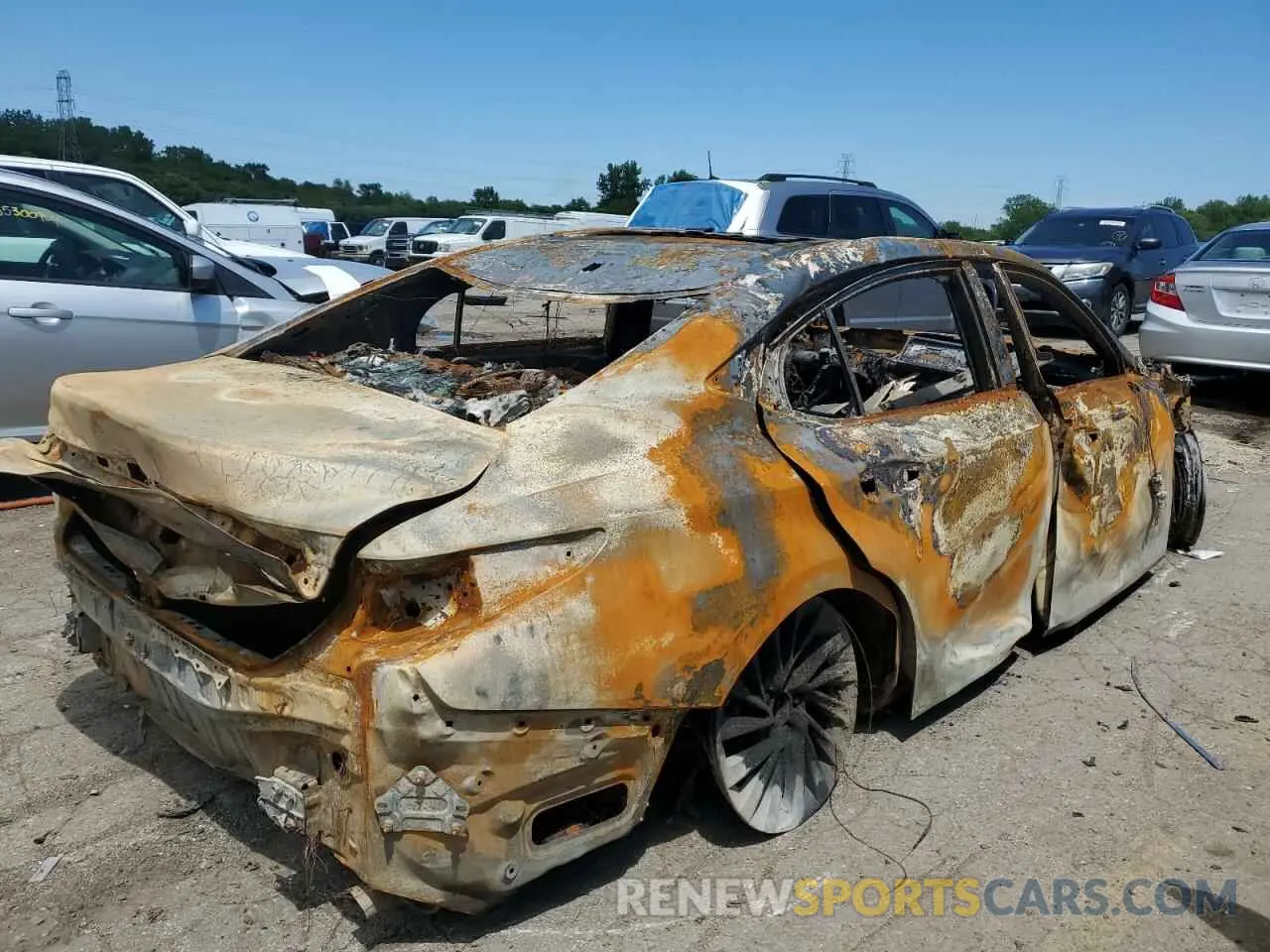 3 Photograph of a damaged car 58ABZ1B17KU032227 LEXUS ES350 2019