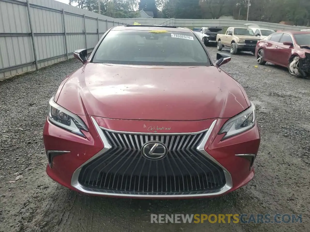 5 Photograph of a damaged car 58ABZ1B17KU036326 LEXUS ES350 2019