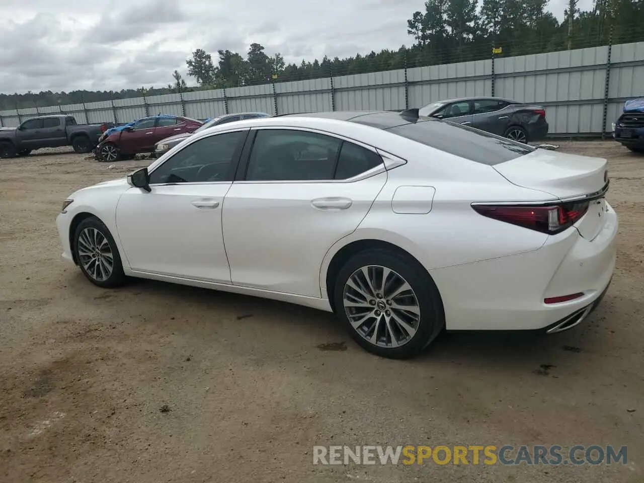 2 Photograph of a damaged car 58ABZ1B18KU007790 LEXUS ES350 2019