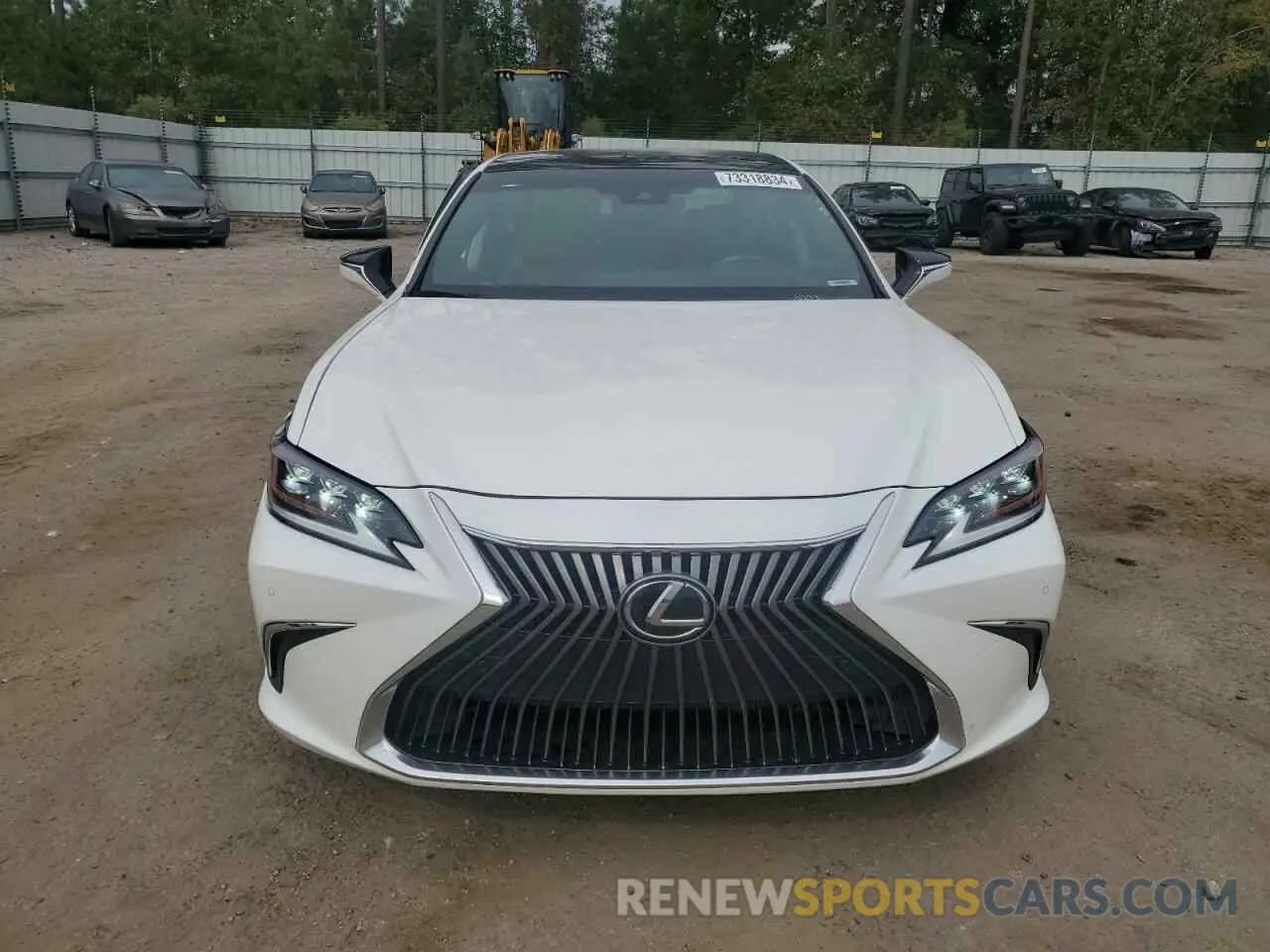 5 Photograph of a damaged car 58ABZ1B18KU007790 LEXUS ES350 2019