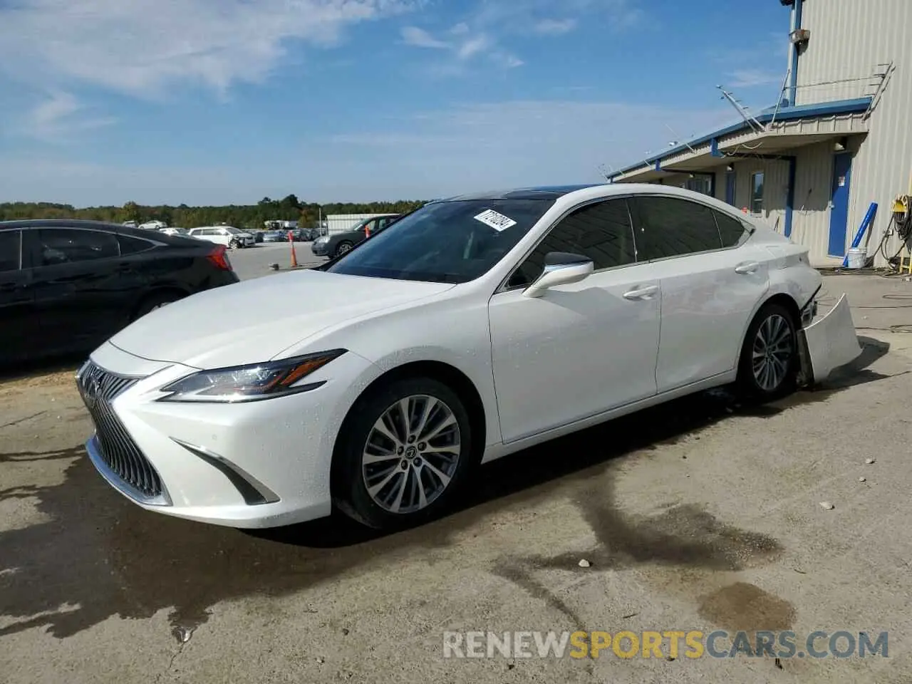 1 Photograph of a damaged car 58ABZ1B18KU020149 LEXUS ES350 2019