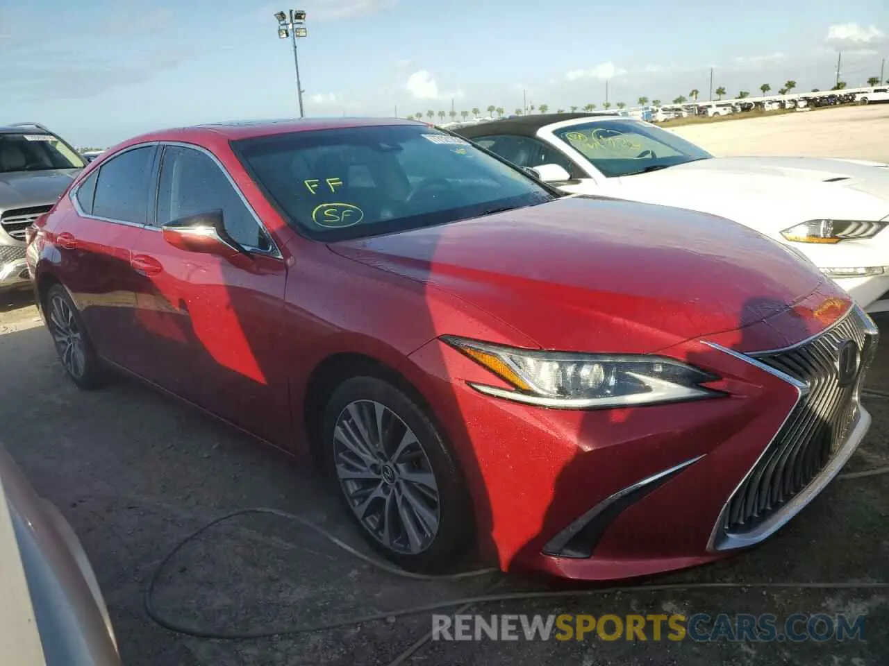 4 Photograph of a damaged car 58ABZ1B18KU025688 LEXUS ES350 2019