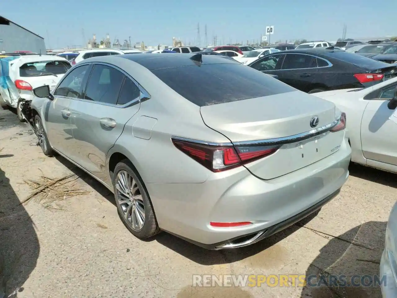 3 Photograph of a damaged car 58ABZ1B18KU025769 LEXUS ES350 2019