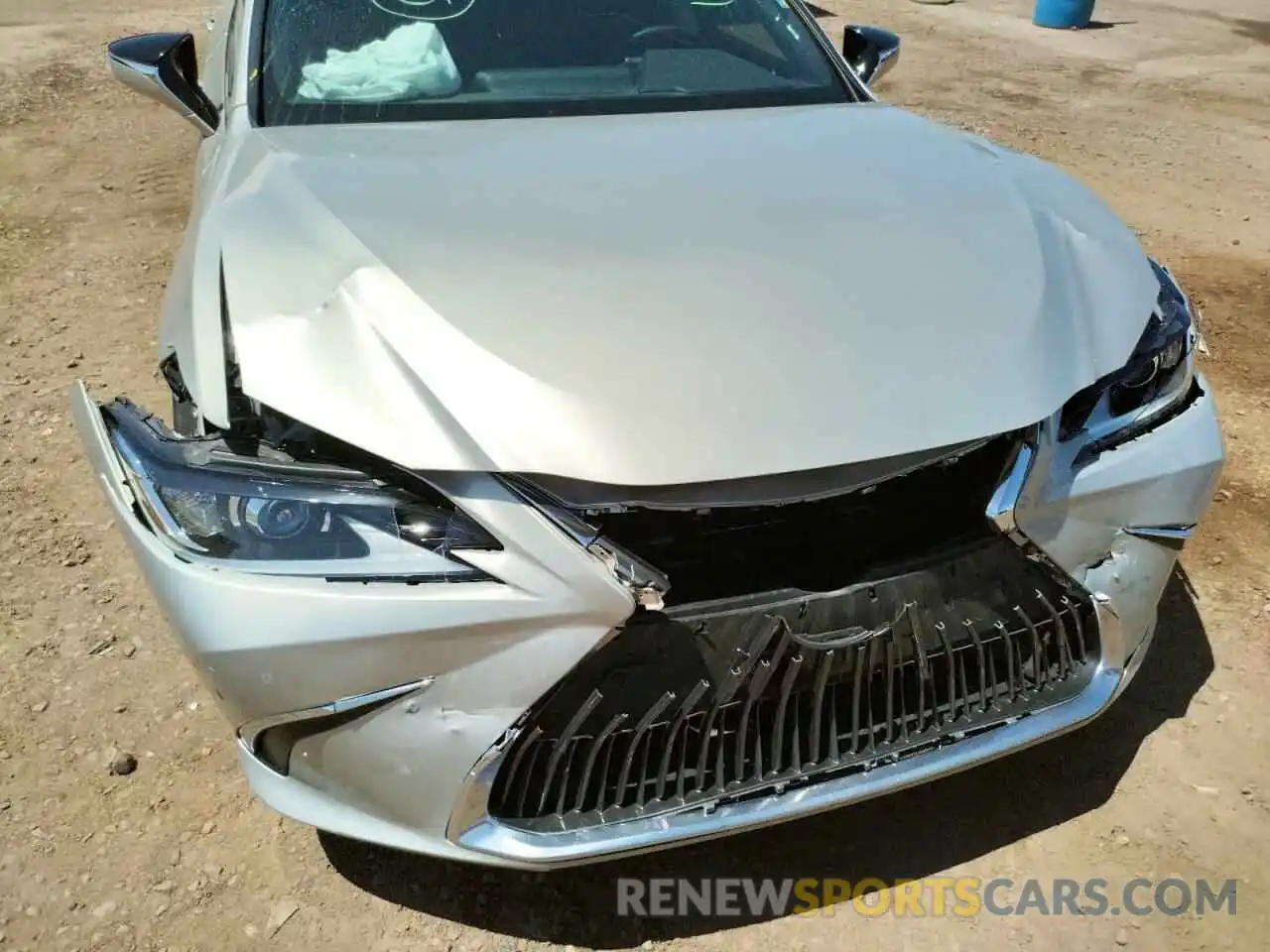 9 Photograph of a damaged car 58ABZ1B18KU025769 LEXUS ES350 2019