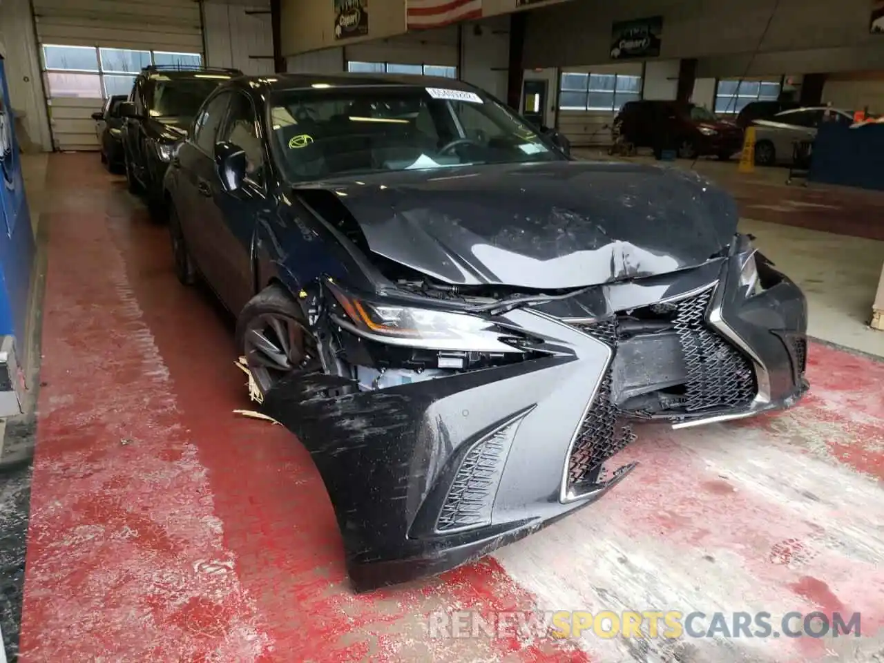 9 Photograph of a damaged car 58ABZ1B18KU033449 LEXUS ES350 2019