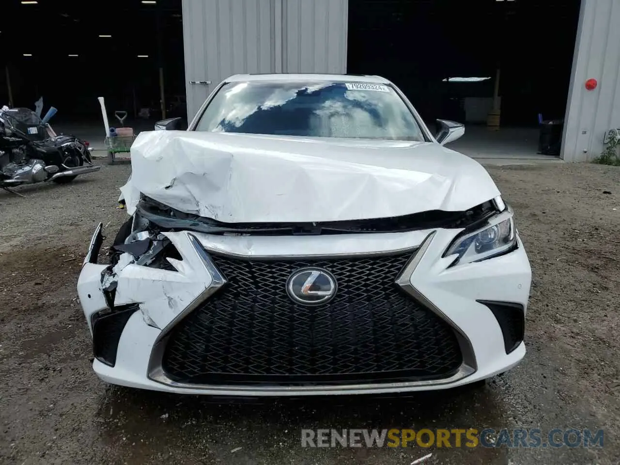 5 Photograph of a damaged car 58ABZ1B18KU040109 LEXUS ES350 2019