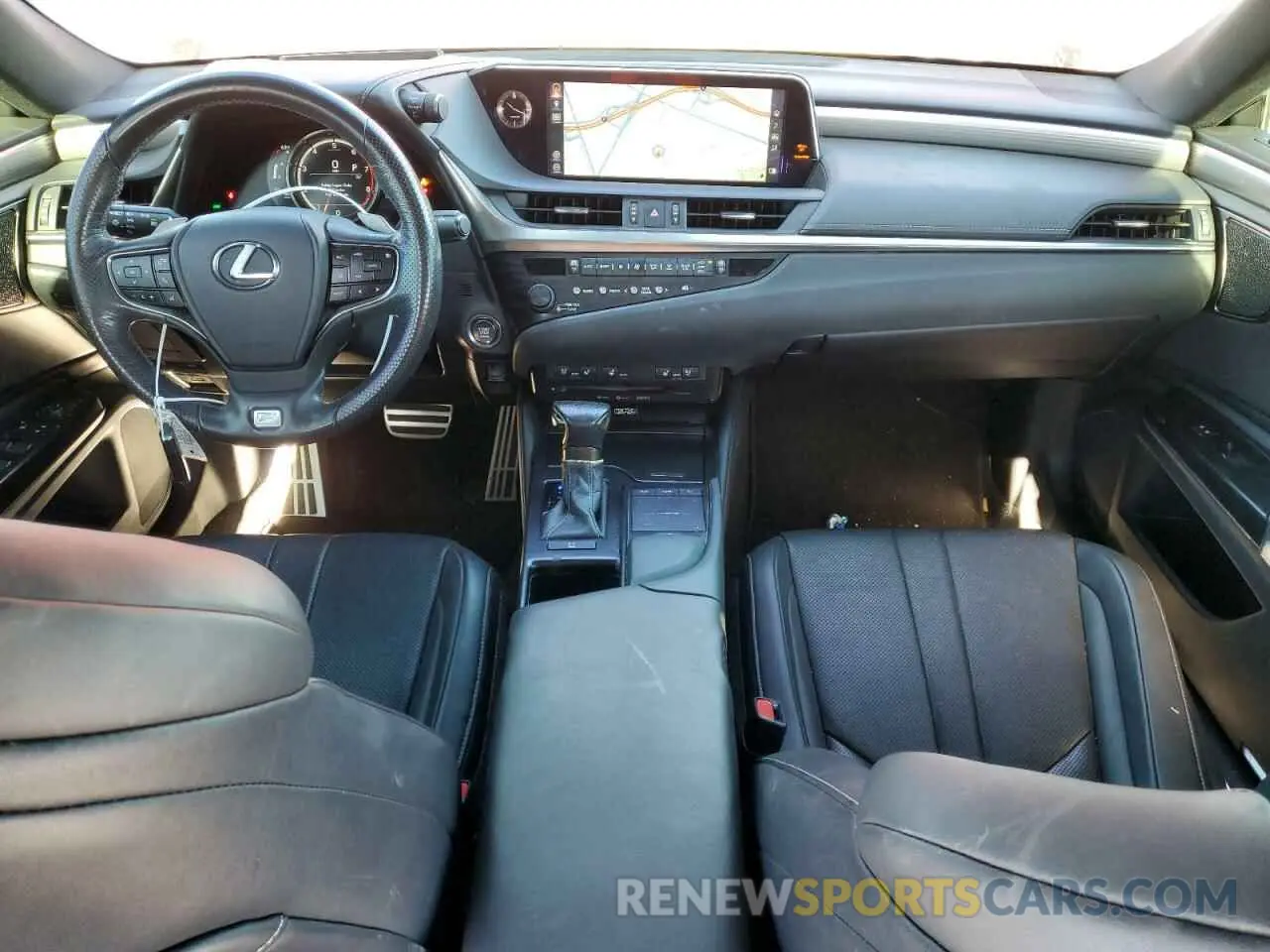 8 Photograph of a damaged car 58ABZ1B18KU043933 LEXUS ES350 2019
