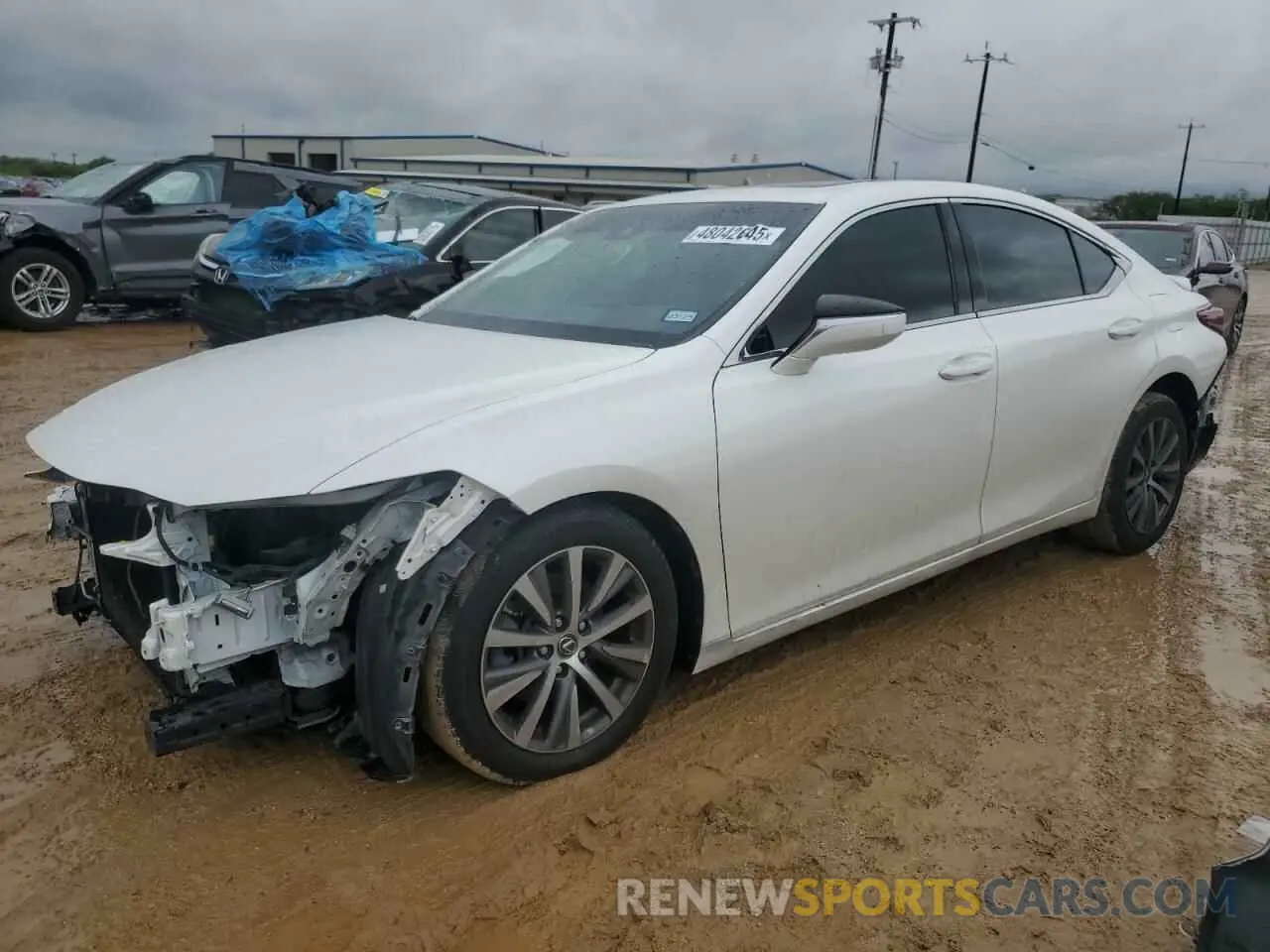 1 Photograph of a damaged car 58ABZ1B18KU044161 LEXUS ES350 2019