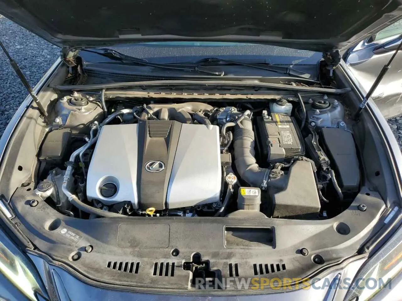 11 Photograph of a damaged car 58ABZ1B19KU001478 LEXUS ES350 2019