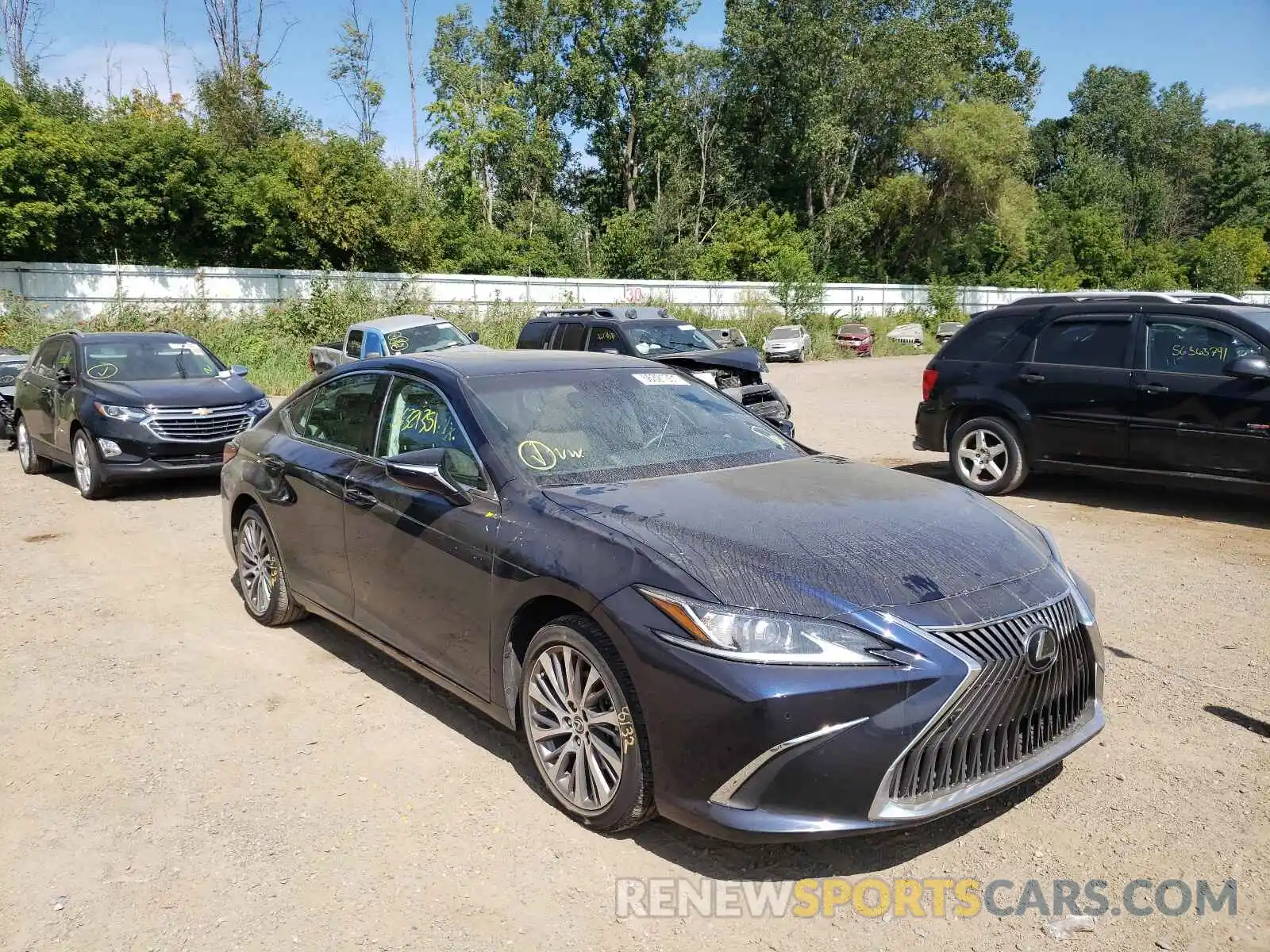 1 Photograph of a damaged car 58ABZ1B19KU002596 LEXUS ES350 2019