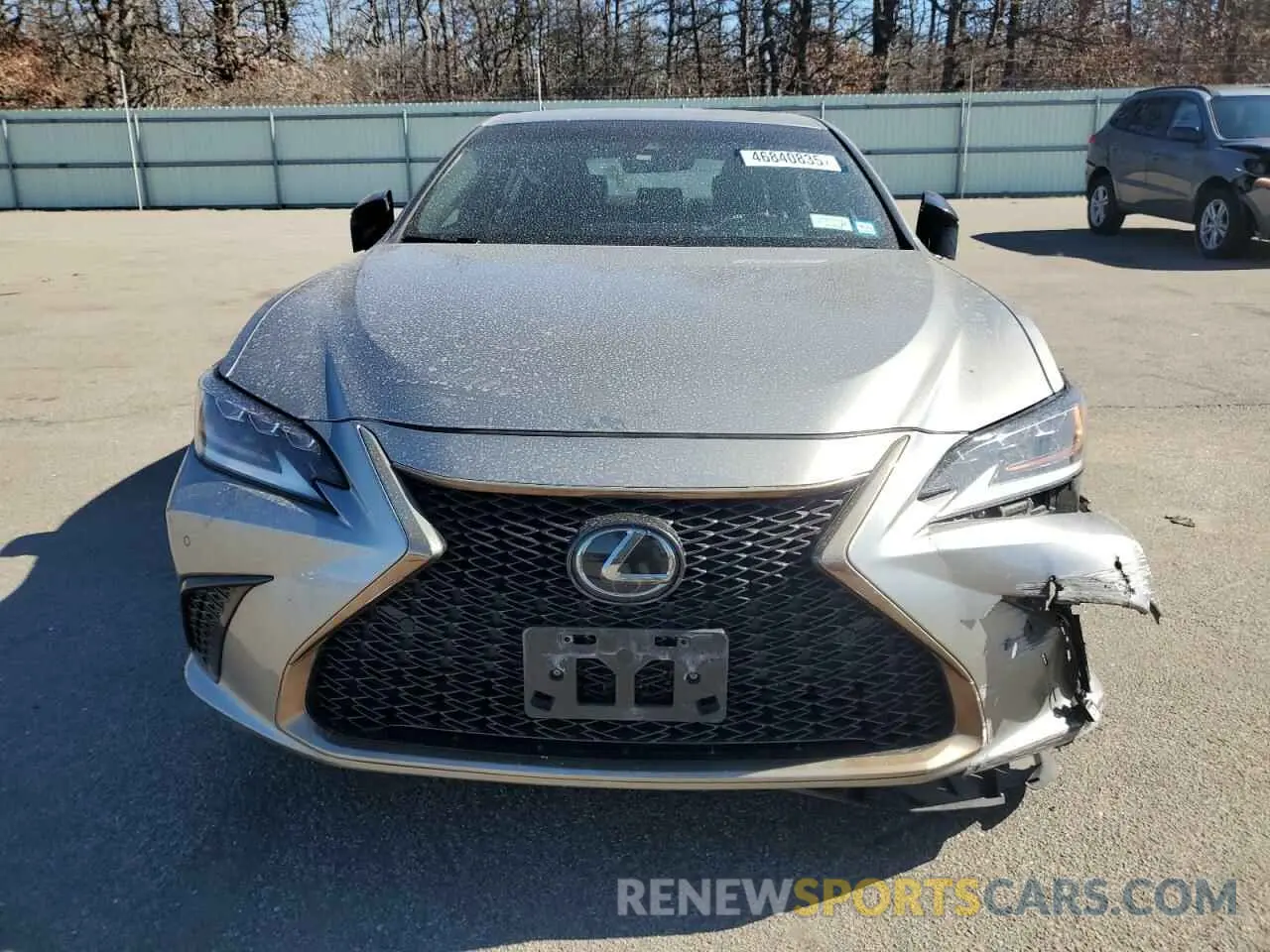 5 Photograph of a damaged car 58ABZ1B19KU010665 LEXUS ES350 2019