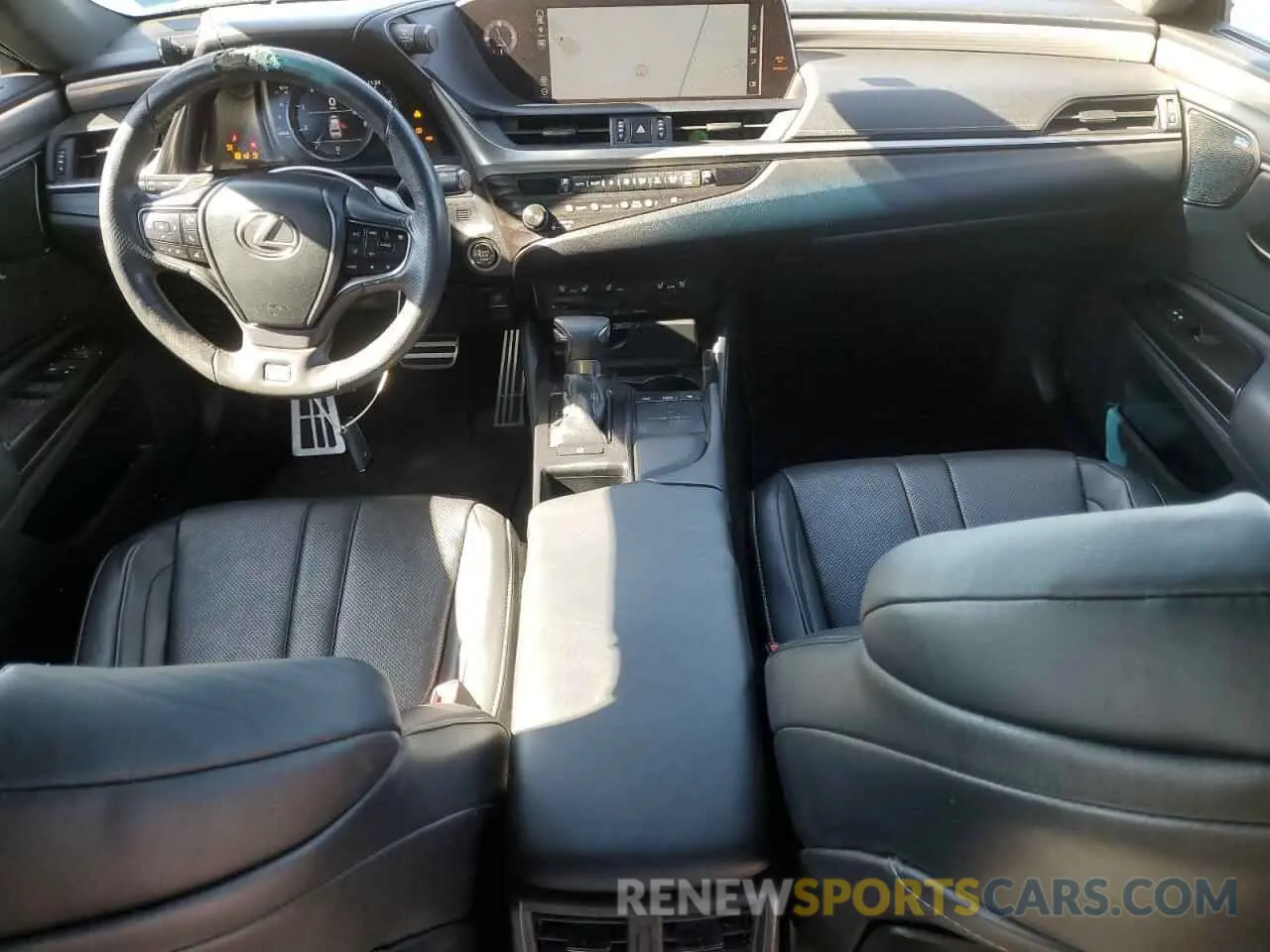 8 Photograph of a damaged car 58ABZ1B19KU010665 LEXUS ES350 2019