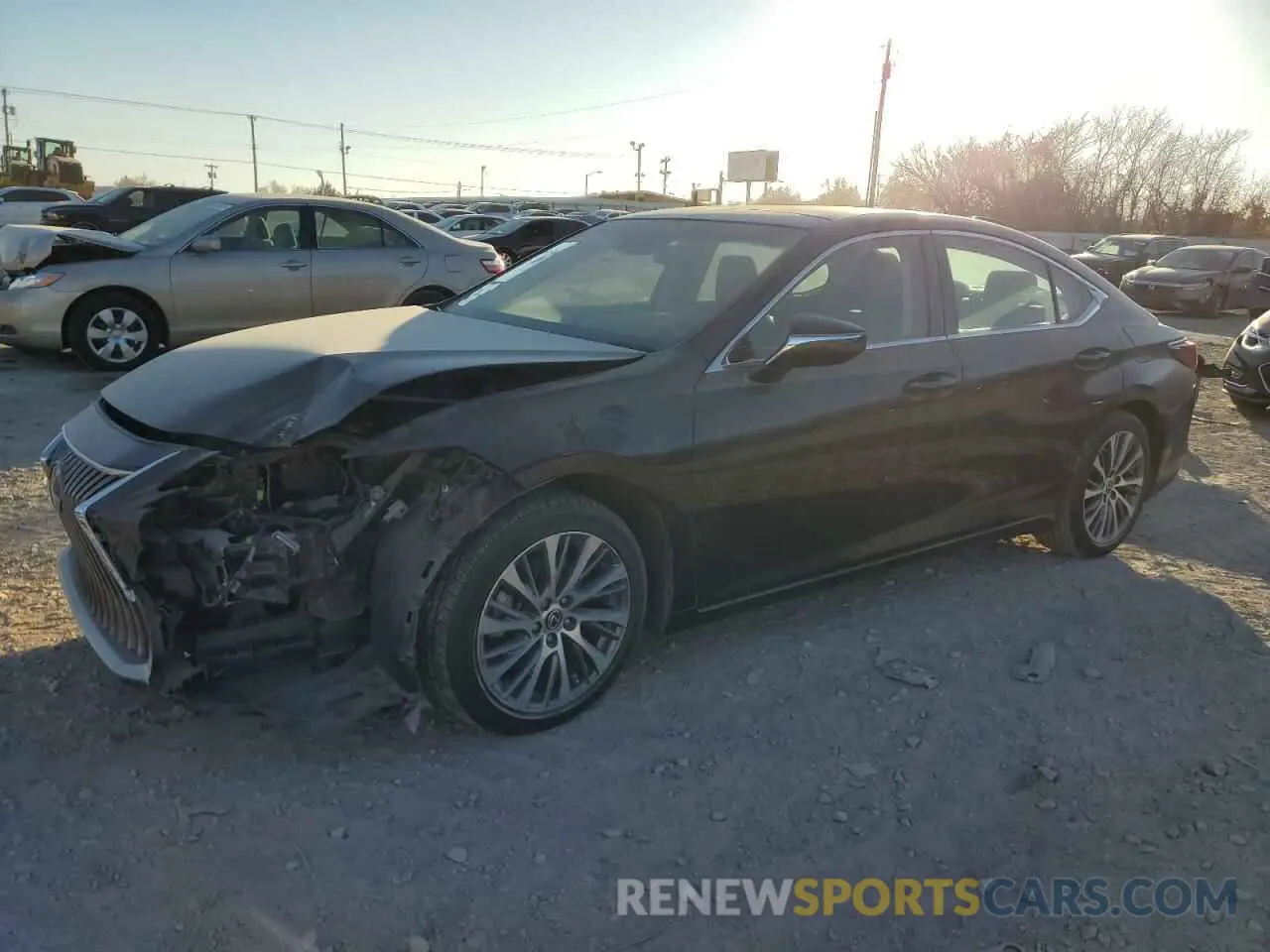1 Photograph of a damaged car 58ABZ1B19KU015106 LEXUS ES350 2019