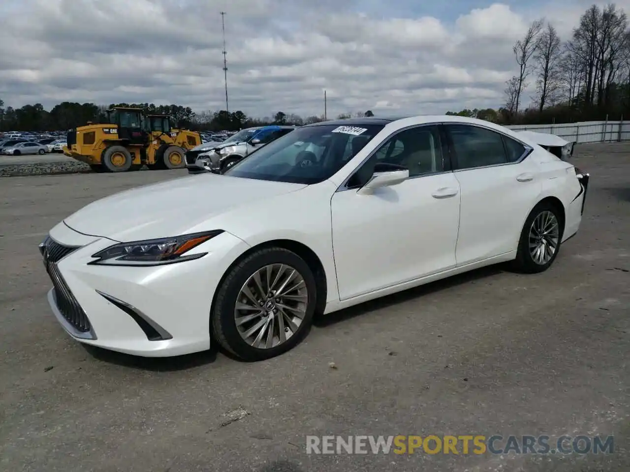 1 Photograph of a damaged car 58ABZ1B19KU015123 LEXUS ES350 2019