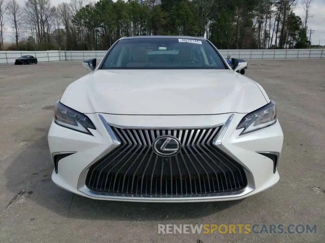 5 Photograph of a damaged car 58ABZ1B19KU015123 LEXUS ES350 2019