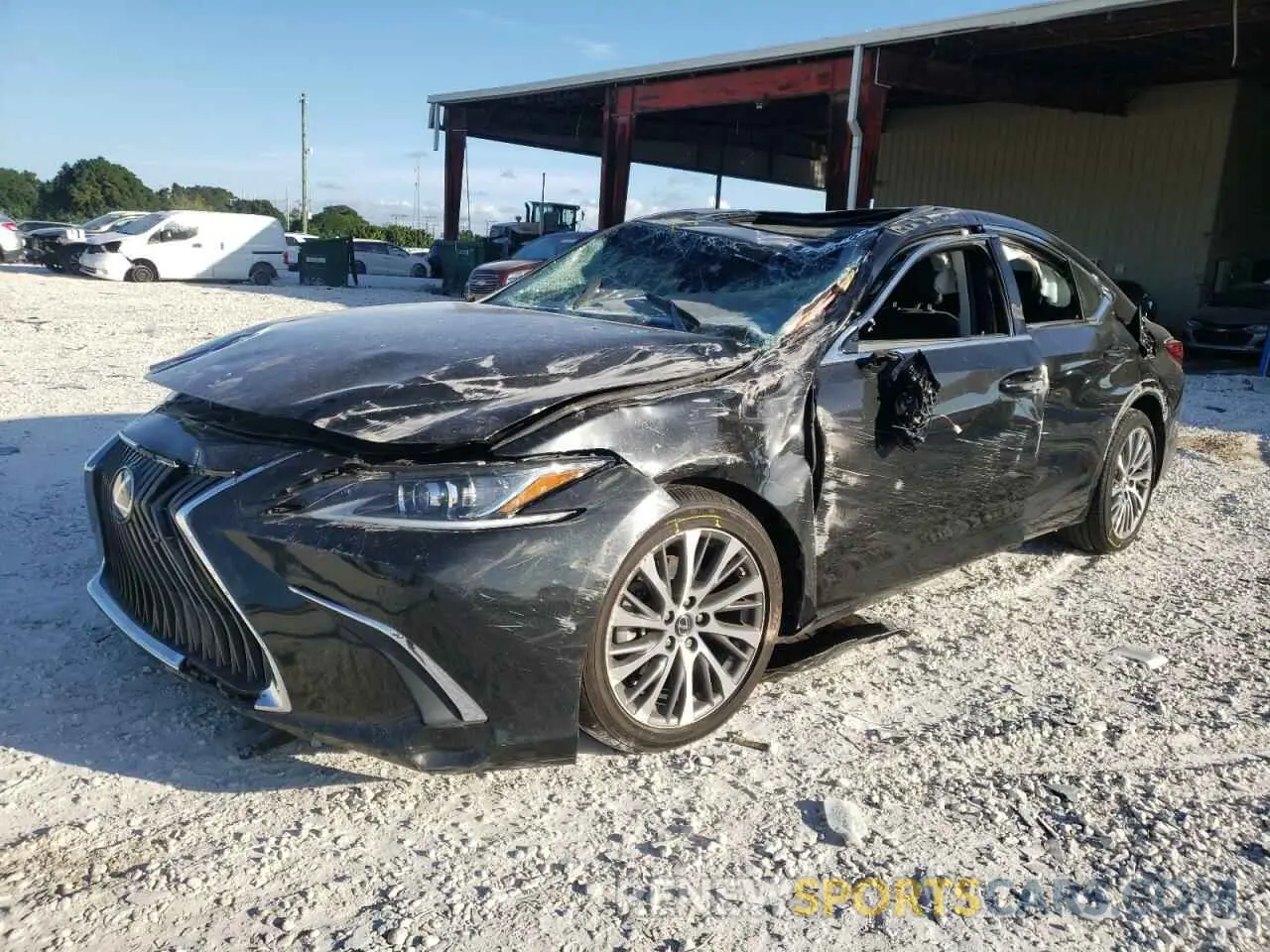 2 Photograph of a damaged car 58ABZ1B19KU031421 LEXUS ES350 2019