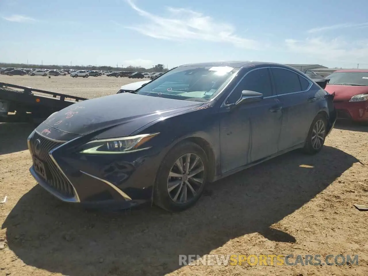 1 Photograph of a damaged car 58ABZ1B19KU035887 LEXUS ES350 2019