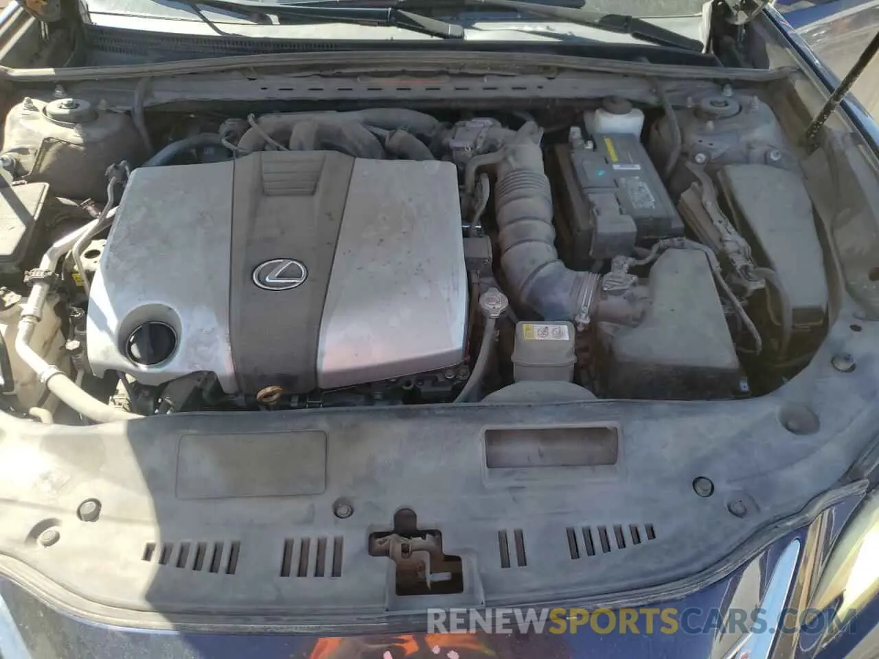 11 Photograph of a damaged car 58ABZ1B19KU035887 LEXUS ES350 2019