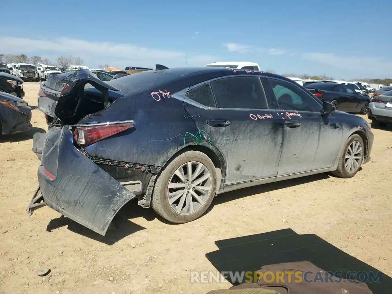 3 Photograph of a damaged car 58ABZ1B19KU035887 LEXUS ES350 2019