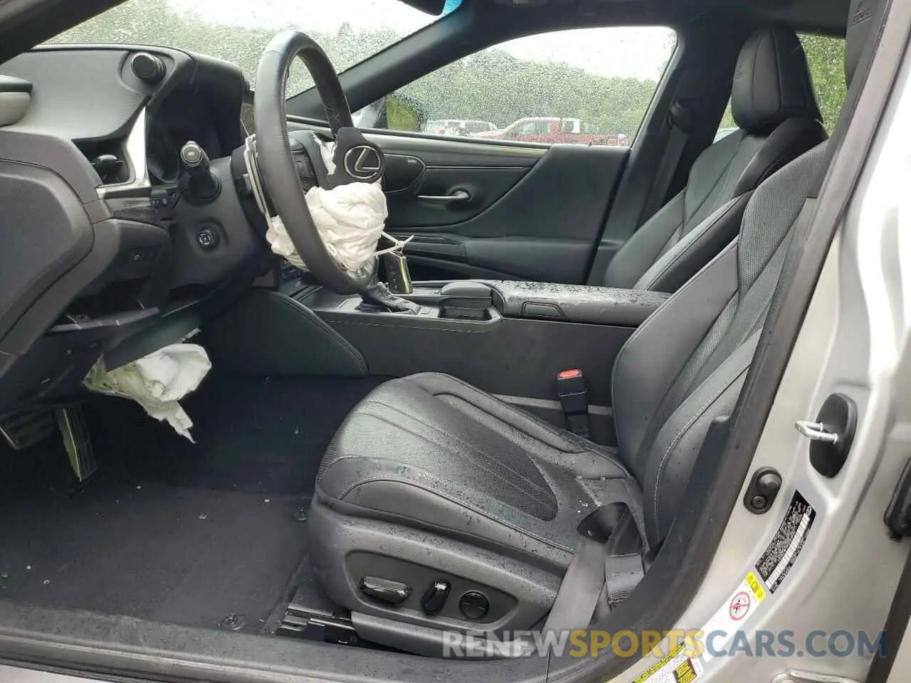7 Photograph of a damaged car 58ABZ1B1XKU003630 LEXUS ES350 2019